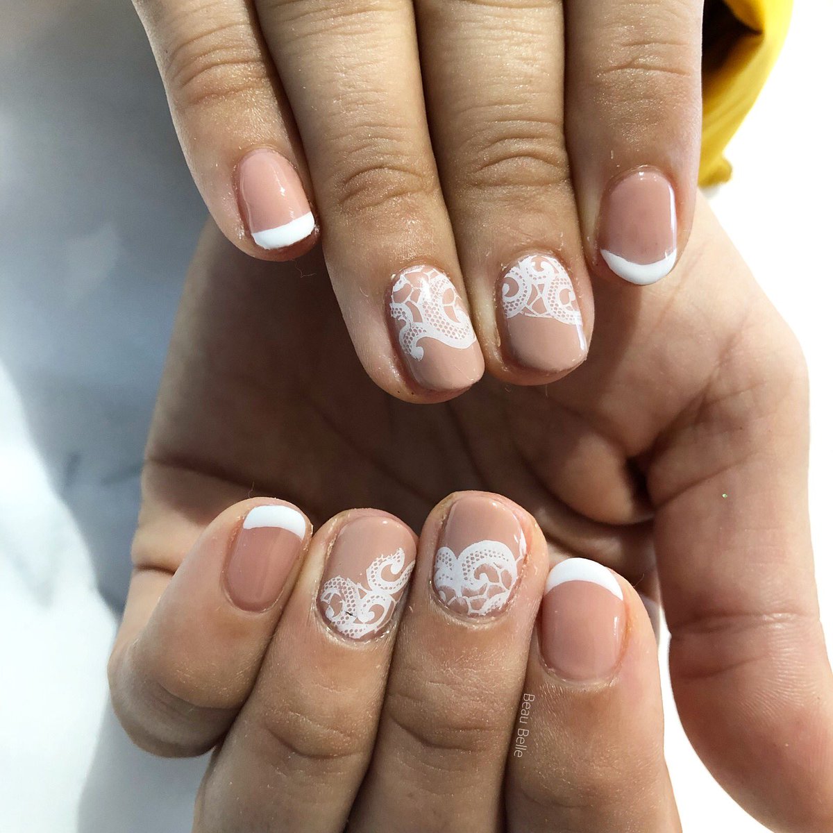 beaubellesalon's tweet photo. Love a French and nude nails? Mix it up π₯π₯π₯ day of the most edgy nails today! #beaubelle #nudenails #frenchshellac #shellac #nailsofinstagram #nails @cndworld @lovelecente https://t.co/2vlphGjyKs
