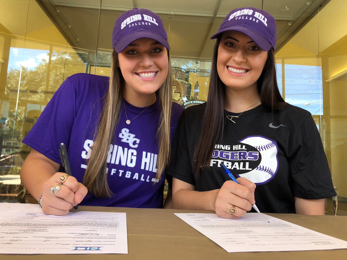 SHC_softball's tweet photo. Ashley Ortiz and Addison Grundmeyer of Mount Carmel Academy in New Orleans, Louisiana will be joining the Badgers for the 2019-2020 season!! #getpurple #GEAUXbadgers @mcacubs https://t.co/f0tjE90Fb8