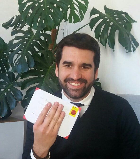 EsquinasRojas's tweet photo. Carta a San Luis! Gracias a la petición de ERIK!!! 
#EsquinasRojas #ONG #SinAnimoDeLucro #gratis #sonreir #carta #EscritasAMano #alegria #palabras #animo #sonrisa #sorpresa #cartas #felicidad #NGO #nonprofit #free #handmade #postmail #joy #smile #happiness #barcelona #bcn #slp https://t.co/NWSfeYmRxo