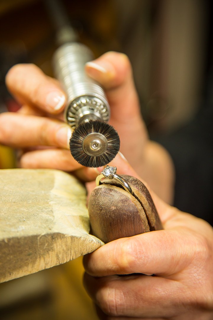 Stittgen's tweet photo. A Stittgen purchase marks the beginning of a life-long relationship. Bring your pieces in to us anytime for cleaning and maintenance: https://t.co/RIvvCqXcLa #westvan https://t.co/AFsqmvdPE6