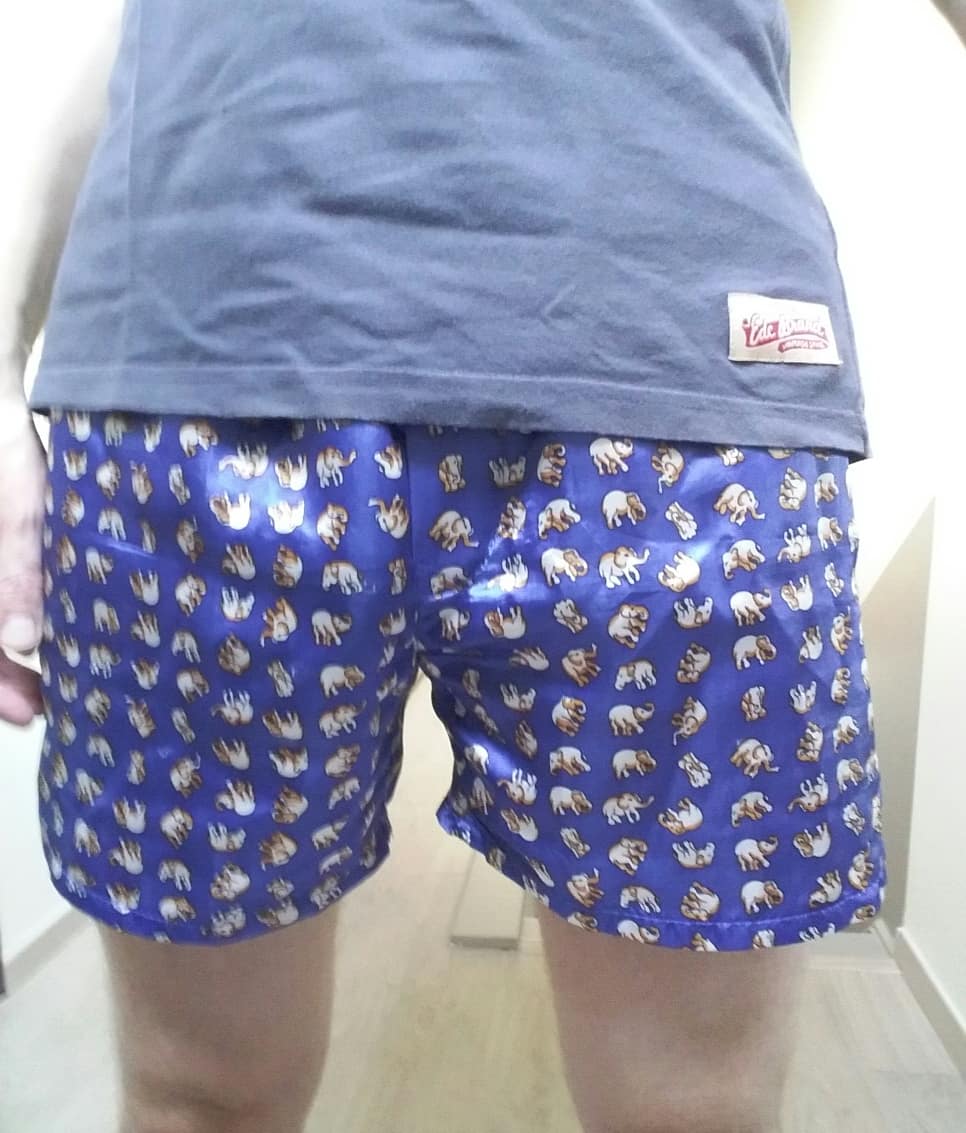 ledger_phoenix's tweet photo. Front and back. #satinboxers #satinboxershorts #satingear #boxershorts #silkyboxers #silkboxers #undies #underwear #underwearguy #underweargay #underwear #boxershorts #showingundies #phoenixledger #gayboy #gay #glanzshorts #satinunderwear https://t.co/XrbBq0qzro