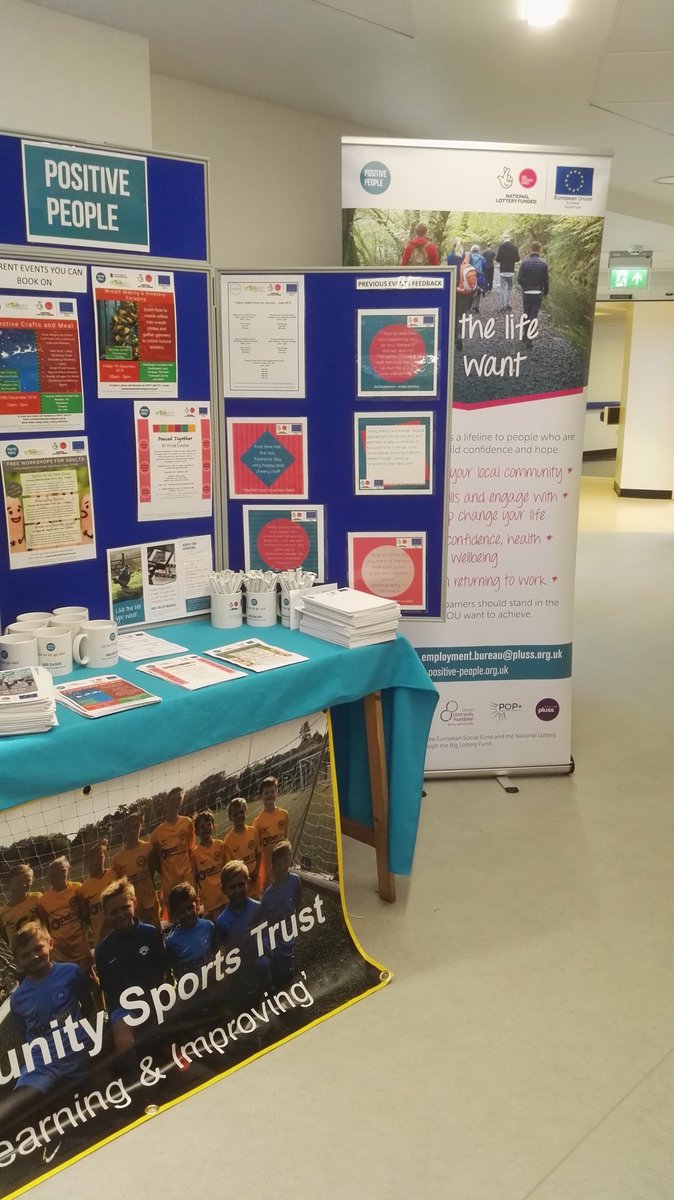 TorbayCDT's tweet photo. @Pos_People a day at Torbay Hospital supporting @WhiteRibbon_UK #16DaysOfAction #carersweek with #torbaydomesticabuseservices #TUCSTRUST raising awareness and promoting action #areyouok @PlussInspires @PlymouthOctopus @devoncf @Cosmic_UK #biglotteryesf https://t.co/zOvJwh2NOC
