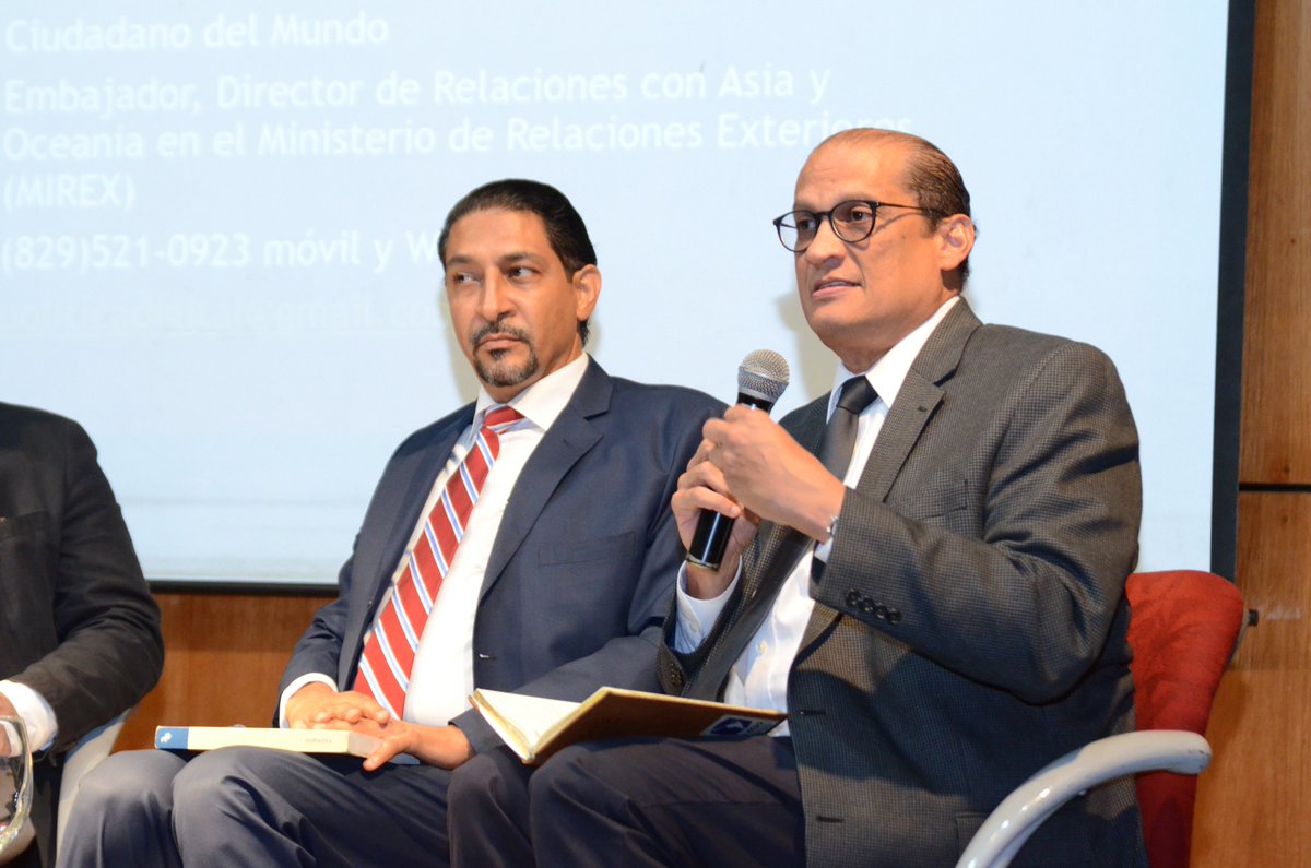 intecrd's tweet photo. "Sobre el turismo, República Dominicana tiene como reto adaptarse al mercado chino para tomar ventaja de este potencial". Iván Ogando. #CANE2018 #CANEINTEC https://t.co/R2vuFrXOBa