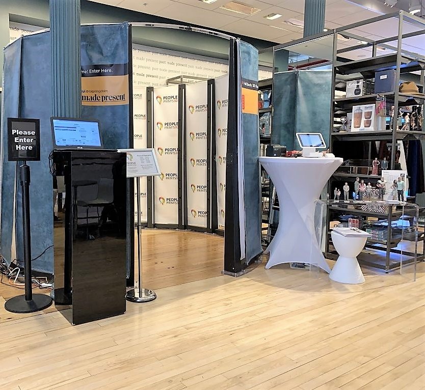 Looking for a unique gift for the holidays? This year at Bloomingdale's you can make a 3D portrait with the KODAK Full Body 3D Scanner. To get one, make an appointment, strike a pose and receive your 3D printed figurine in ~2 weeks. hubs.ly/H0fG2930 #3dprinting #3dprint