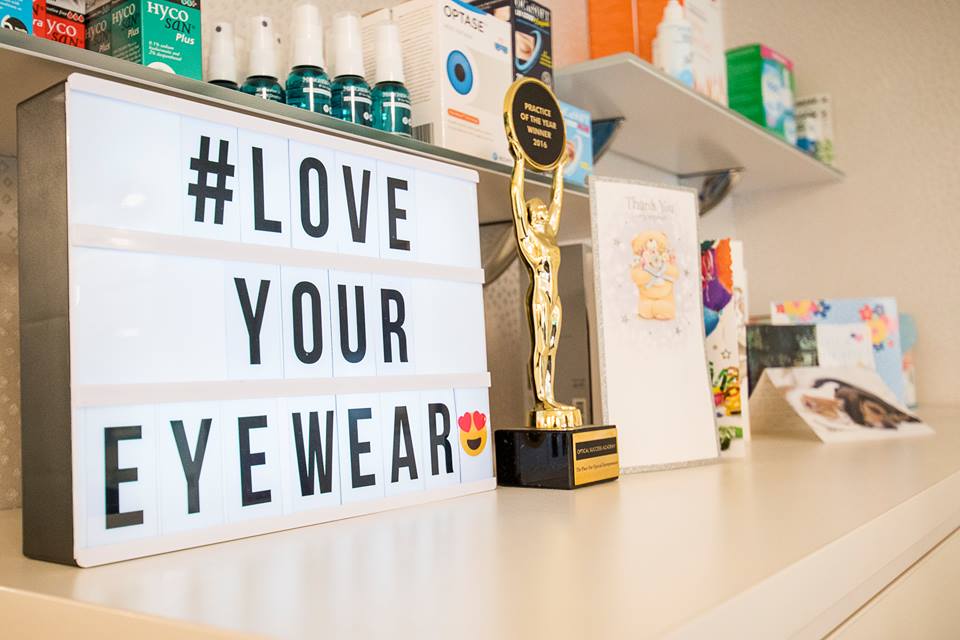 Optique Hub tweet media