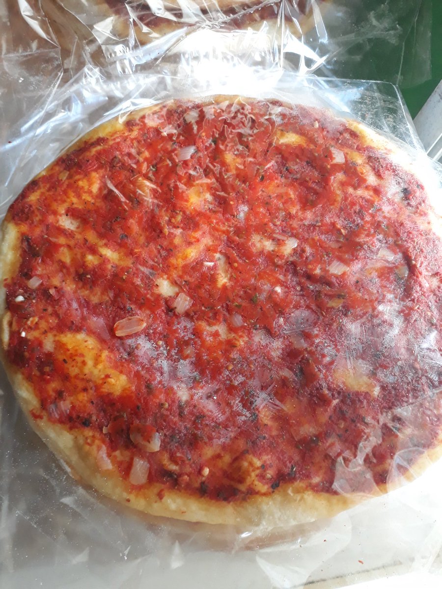 gizeh82's tweet photo. #PrePizzas #Caseras #SinConservantes entrega a domicilio. Frescas y riquísimas! #TrabajoSíHay #Trabajo #Emprendedores #BuenLunes https://t.co/ufs0ItAQZr