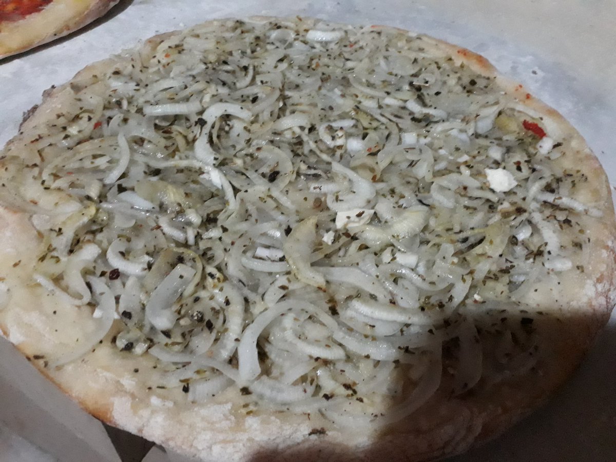 gizeh82's tweet photo. #PrePizzas #Caseras #SinConservantes entrega a domicilio. Frescas y riquísimas! #TrabajoSíHay #Trabajo #Emprendedores #BuenLunes https://t.co/ufs0ItAQZr