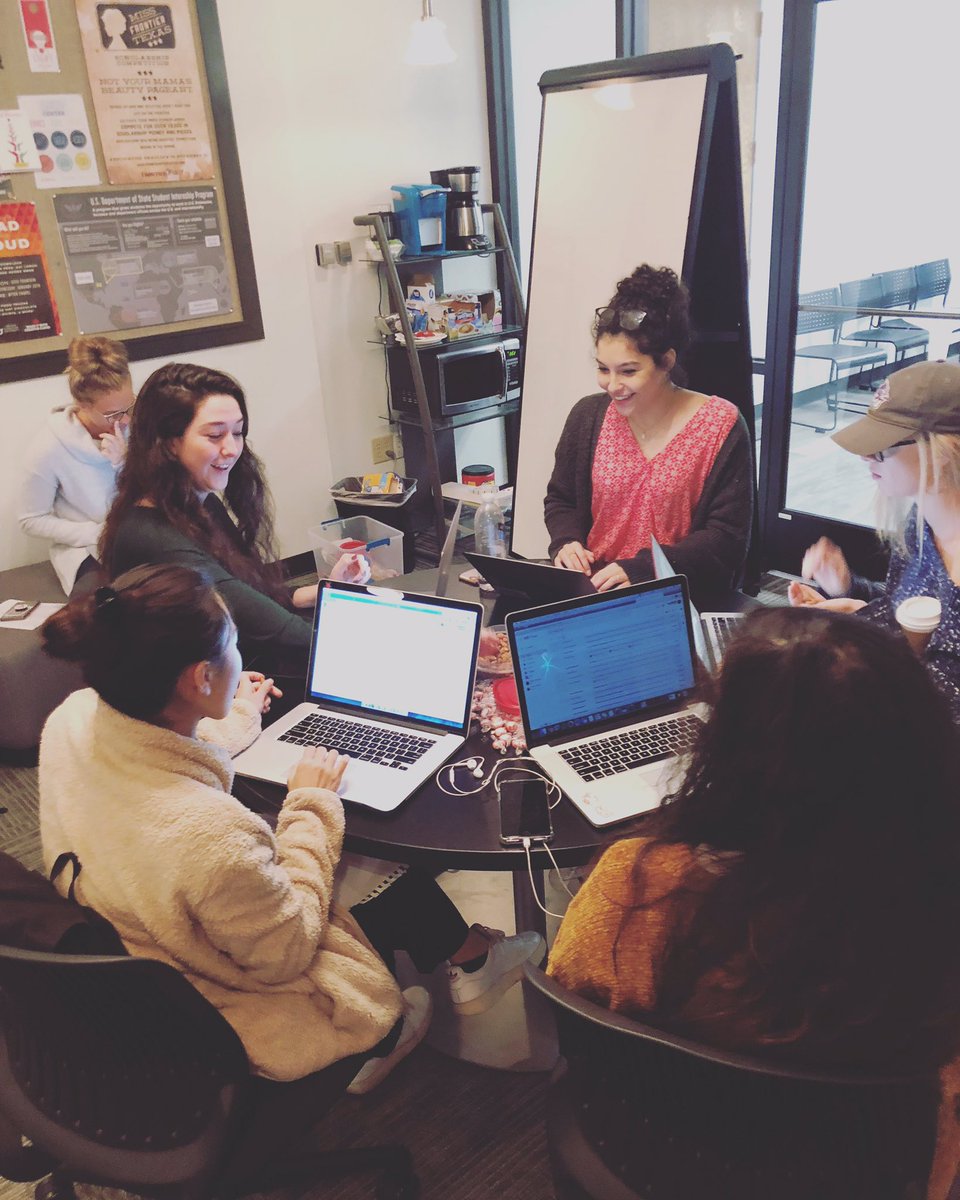 Morris_Mitchell's tweet photo. Timely MD, one of our Morris+Mitchell accounts had been striving to raise awareness of their services offered on ACU's Campus. This team is constantly brainstorming new creative ideas to implement for Timely MD! https://t.co/TGtR9Mcrb3