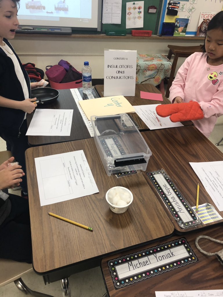 DentonAvenue's tweet photo. Mrs.Lombardi’s class learns about properties of matter. https://t.co/5BGoE46nIm