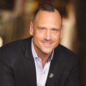 UL_Solutions's tweet photo. UL's chief #digital officer, @ChrisAnschuetz, spoke with @bobevansIT on the #Cloudwars podcast. Listen in on their conversation at https://t.co/Nii4XpzX85 https://t.co/85GjgMOv1w