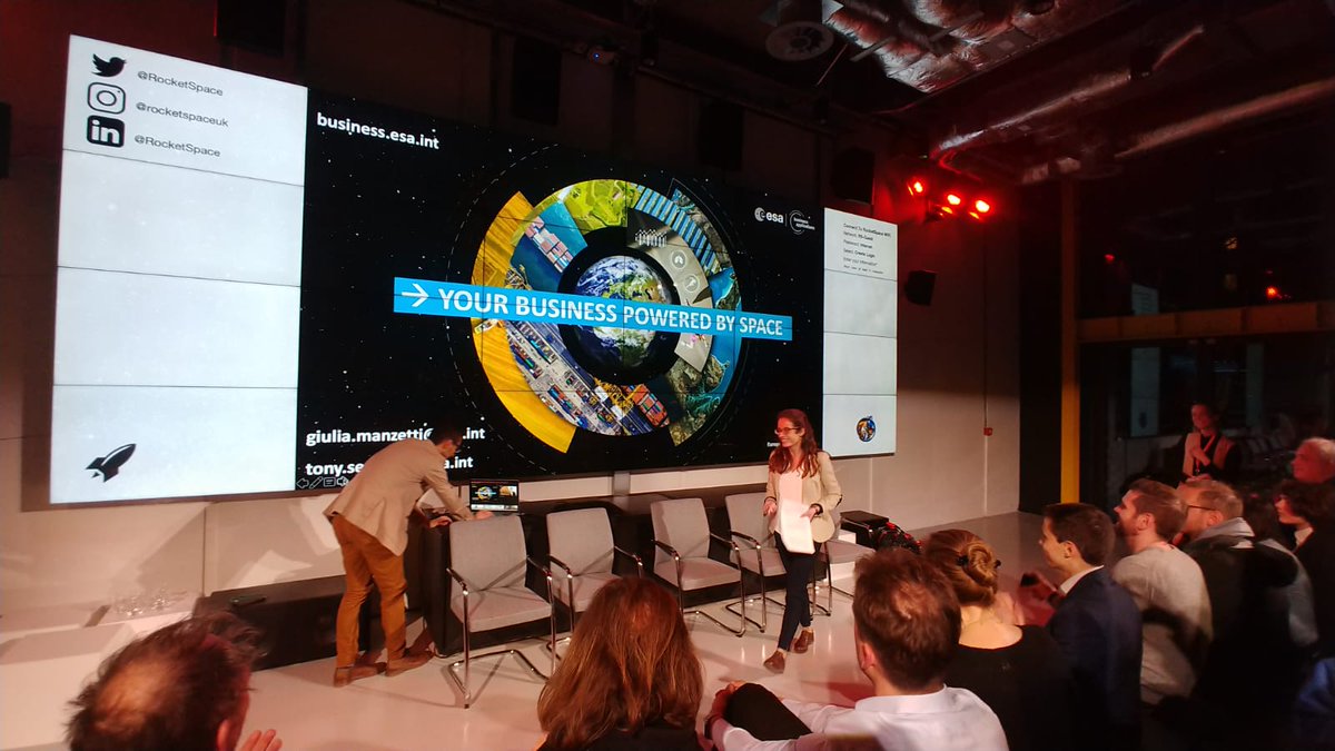 As we are anticipating <a href="/NASAInSight/">NASA InSight</a> landing our own <a href="/giulia_manzetti/">Giulia</a> is addressing the inaugural event of <a href="/MarsSocietyLon/">Mars Society London</a> on the importance of <a href="/ESAbusinessapps/">BusinessApplications (Now ESA Space Solutions)</a> #MarsLanding