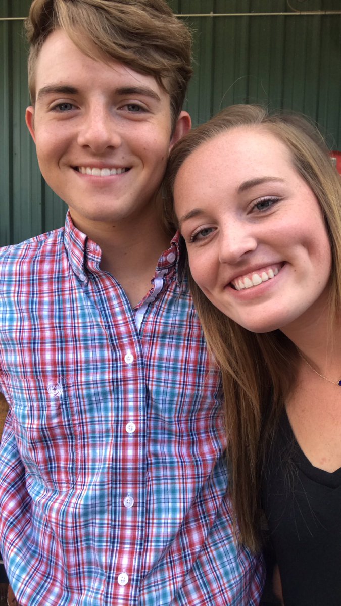 meg_mitchell1's tweet photo. I’m just so thankful to be in love with my best friend. You make my heart smile forever and ever honey bunch :) https://t.co/11n0svgl32