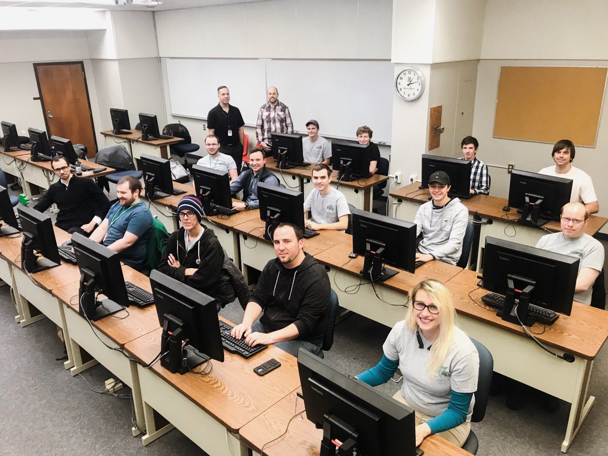 OReillyCareers's tweet photo. O-O-O-O'Reilly INTERNS! This group of talented IT students have been hard at work in O'Reilly's first software development internship program this semester! #TeamOReilly #WorkAtTheO #OReillyCareers https://t.co/BDLP5L2CSh
