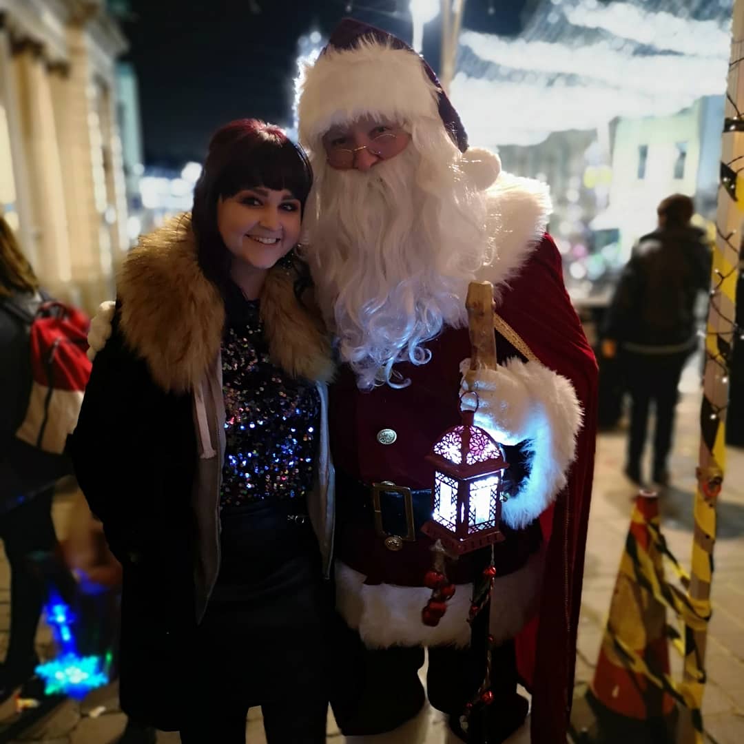 itsmeBronaghB's tweet photo. Some pics from Saturday where I got to turn on the Christmas Lights in my home town!! 😍🙌🏼 Still buzzing from the whole day!!! #Omagh #BbBand #ChristmasLights https://t.co/L2ZGedEF9l