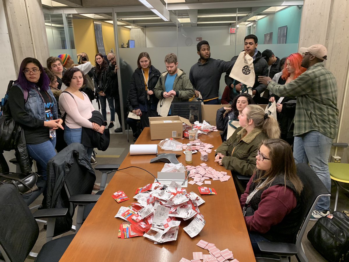 BostonEnviro's tweet photo. #Greenovate &amp; @MassArt students collaborating to install #climatechange #art around @CityOfBoston City Hall this morning! Please join us on November 29 (5:30-7:30) to see what they’ve created! 🧐🙌🌏 https://t.co/bVNVpSnc3n