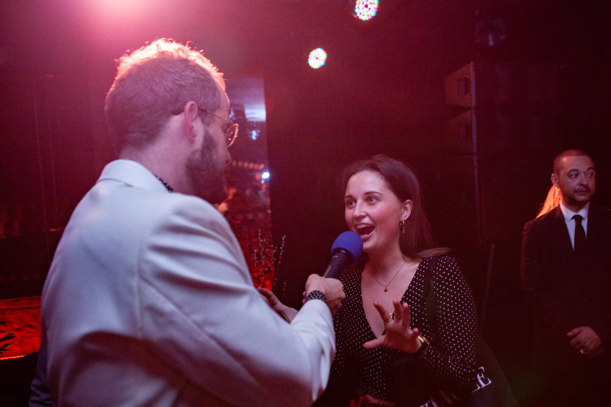 Tangle_club's tweet photo. Reminiscing incredible moments from our #launchparty. All photos from the event are now available in the Tangle Gallery. Find yours there!📲
#londonevents #onlinedating #londonEDITION #bompasandparr #glamorous #venue #londonparty #dateinstyle #alittlepartyneverkillednobody #fun https://t.co/nXpL1UIsHB