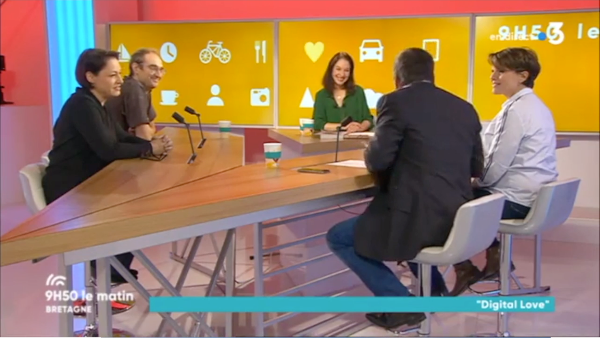 Le_Poool's tweet photo. [Replay TV 📺] #DigitalLove est l'un des univers de La Digital Tech Conference 2018, mais de quoi s'agit-il exactement ? 🤔 @Christel_LC nous explique tout sur @france3Bretagne ➡️ https://t.co/yTG0qFEM4J 💕 #digitalTC #LoveTech #SexTech #Bretagne #Rennes #événement #tech #futur https://t.co/qc7coyB8KF