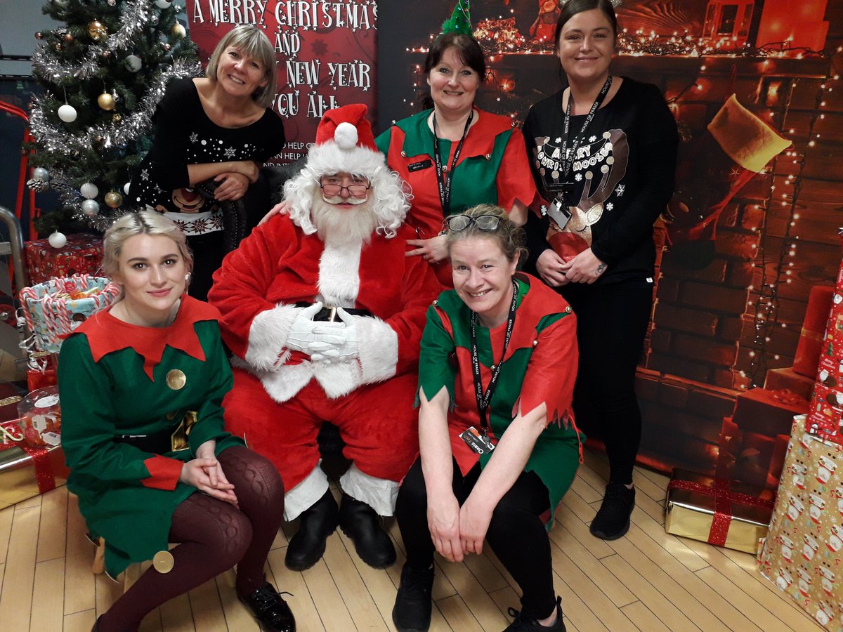 Have you been naughty or nice....our fantastic restaurant team have been very good so santa popped into see them!! #Christmas #Altrincham #santa #naughtyornice