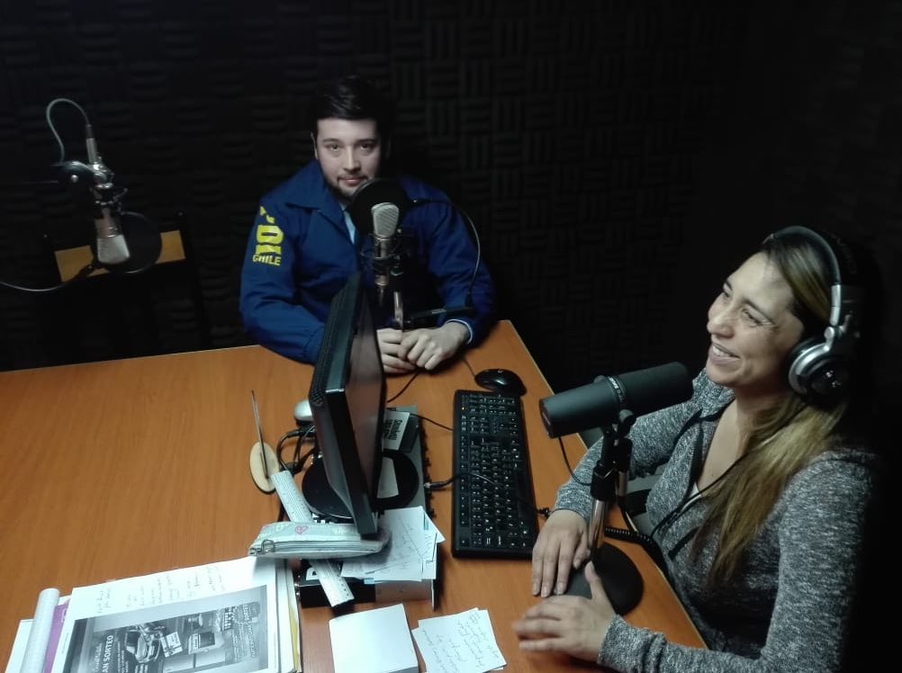 Ahora en <a href="/faraonica/">Faraonica_Fm_105.7</a> oficiales del Depto. de Extranjería y Policía Internacional de #PuertoNatales participan en programa radial entregando información respecto al autocuidado de los turistas, por ejemplo, en caso de extravío de sus pasaportes. #puq