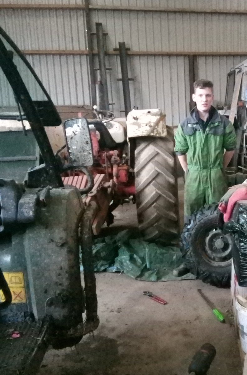rhetperth's tweet image. Thanks to Rory &amp;amp; Callum from @HRNTractors for their impromtu talk to the @BreadalbaneAcad #RuralSkills pupils today about work they carry out, their path into engineering, apprenticeships &amp;amp; technology in Farming. Great ambassadors for the industry. #LandACareer @JobfarmScot