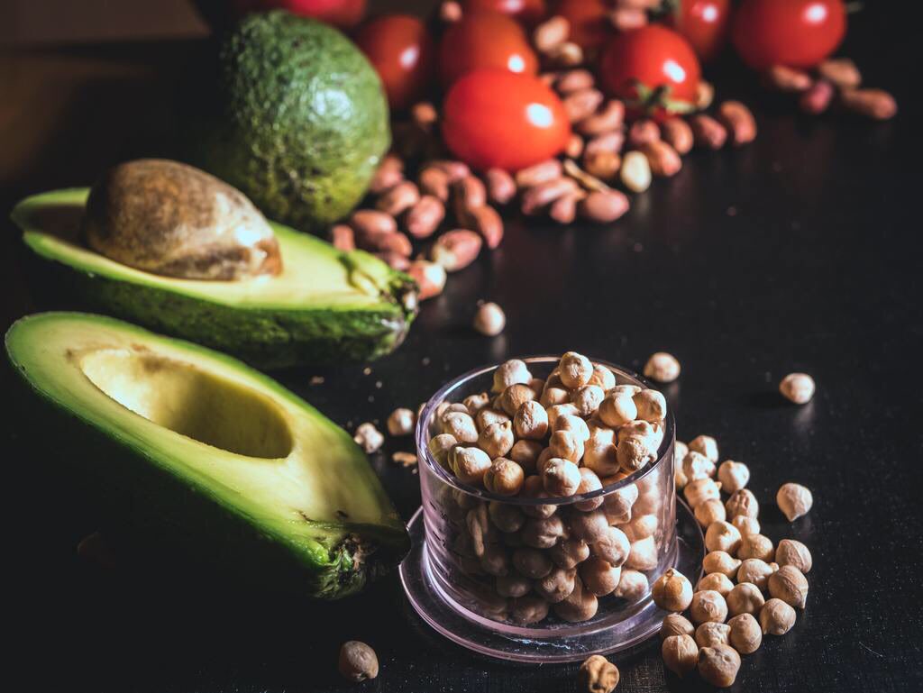 MyGramsOfficial's tweet photo. A macronutrient is something we need in relatively large amounts to be healthy. Macronutrients include water, proteins, carbohydrates, and fats. Fat is associated with being harmful, but the truth is humans need fat. 

#Mygrams #Fitness #Health #Healthylifestyle #Diabetes https://t.co/8R1dEEY6LJ