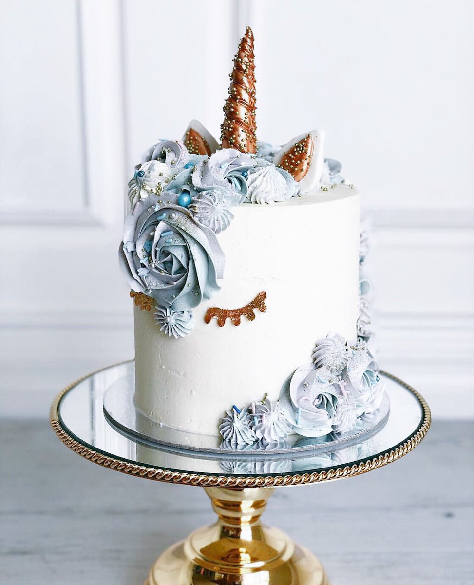 MELODYCOUTUREU1's tweet photo. 🎊OUR 1st TWEET🎊and it’s on #NationalCakeDay YUM🍰🤤😍
Follow @MELODYCOUTUREU1 to see the latest trends in fashion,new products and discount codes💕🛍 [photo: @poshlittlecakes insta] #melodycoutureuk #FashionTrends #fashiondaily #new #discountcode #unicorncake #4mk512 @DerbyUni https://t.co/254wSkBTWy