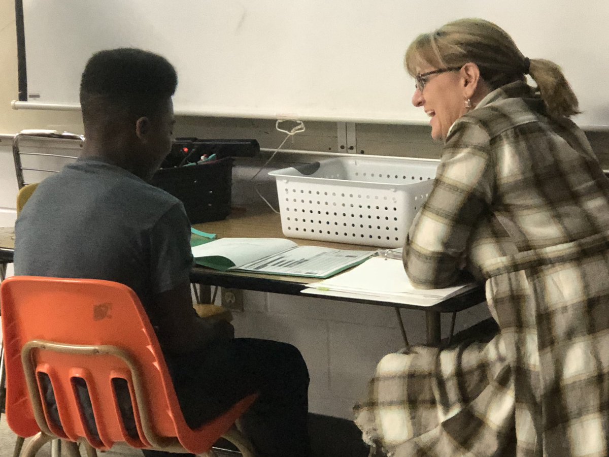 angelapoag's tweet photo. It’s Data Day @WMStigers. Teachers &amp; Students having 1:1 meaningful conversations to chart &amp; discuss data and set learning goals on their Tenacious TIGER trackers! #wmssuccess @Champion4Chldrn @CoachE37334 @cjmarczak @MauryCoSchools @EllieBledsoe https://t.co/fDi3YIMnBg