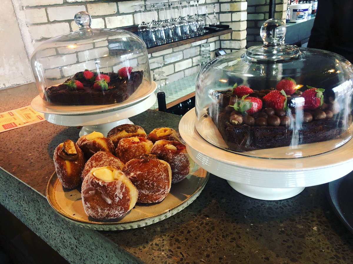 elpescador_swan's tweet photo. Treat yourself - it’s #nationalcakeday 😍☕️🍰 
Available today at our sister venue @mustard_rye - open from 5pm 😋 https://t.co/8qImWQG1Rn