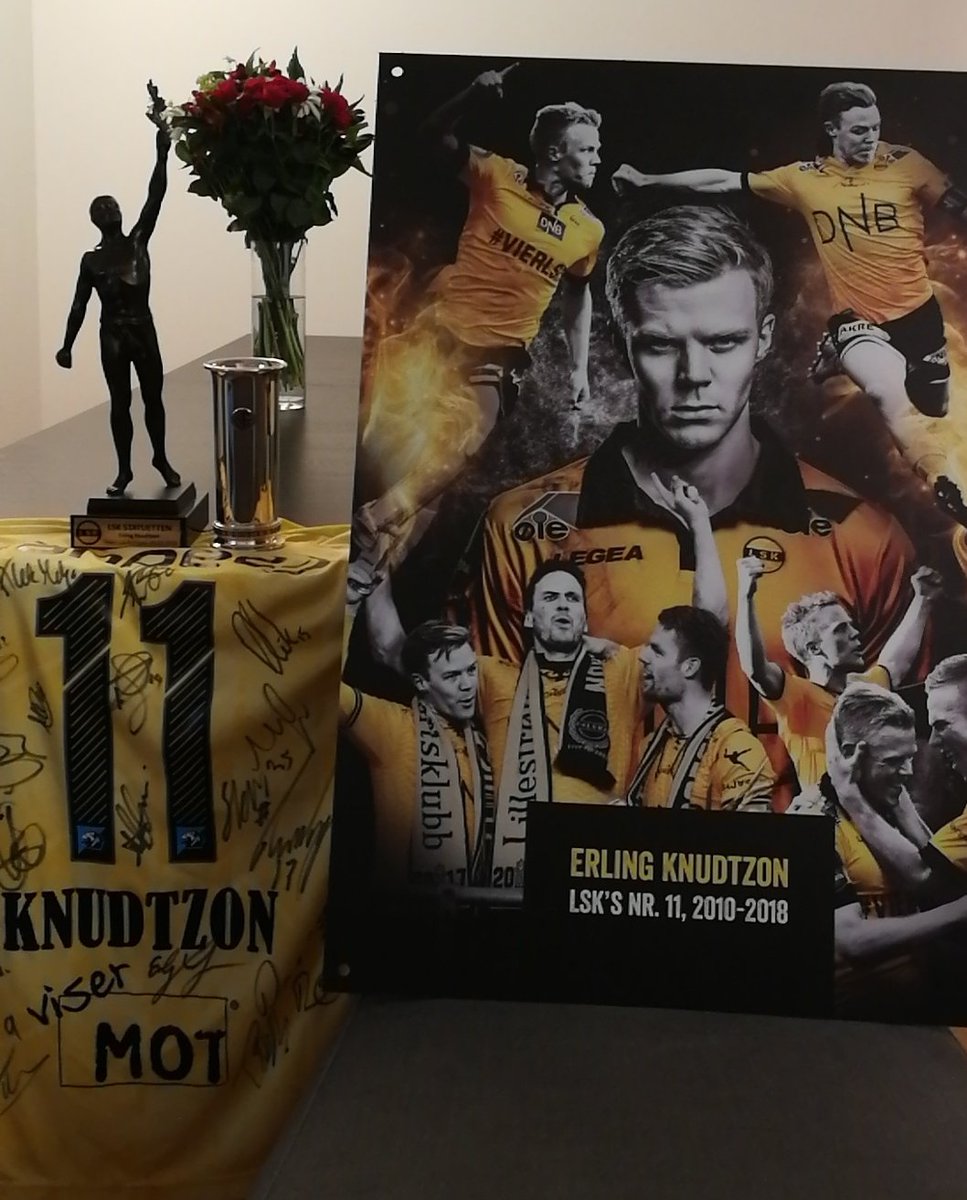 Takk for denne gang, har vært en ære! Spesielt stor takk til <a href="/Kipdaddy78/">Frode kippe</a> <a href="/Tor_A1972/">Tor Arne Solberg</a> @torgbja @Simon_LSK <a href="/lsk_robert/">Robert Lauritsen</a> <a href="/LillestromSK/">Lillestrøm SK</a>, Arild Sundgot, Geir Kåsene + alle kollegaer &amp; venner i LSK gjennom ni år!