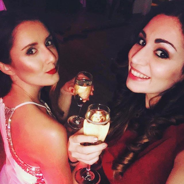 TheLensbury's tweet photo. Throwback of one of our favourite Christmas Parties last year. Gorgeous pic by @kristinanikou. Just a few spots left for this year so get in touch if you’ve been put in charge of festivities and need a little help! ・・・
REPOST Bubbles at tech21 Christ… https://t.co/LJ3YYRSoeV https://t.co/JqTMoDpJv0