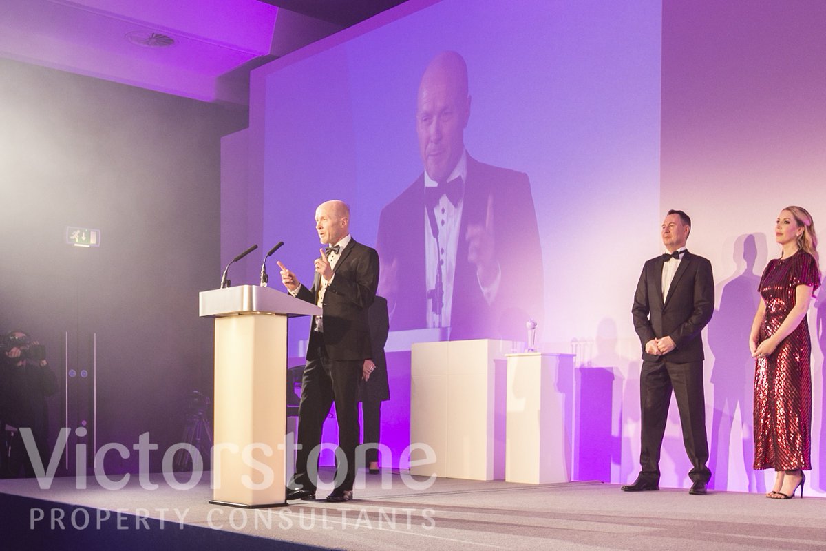 Victorstone tweet media