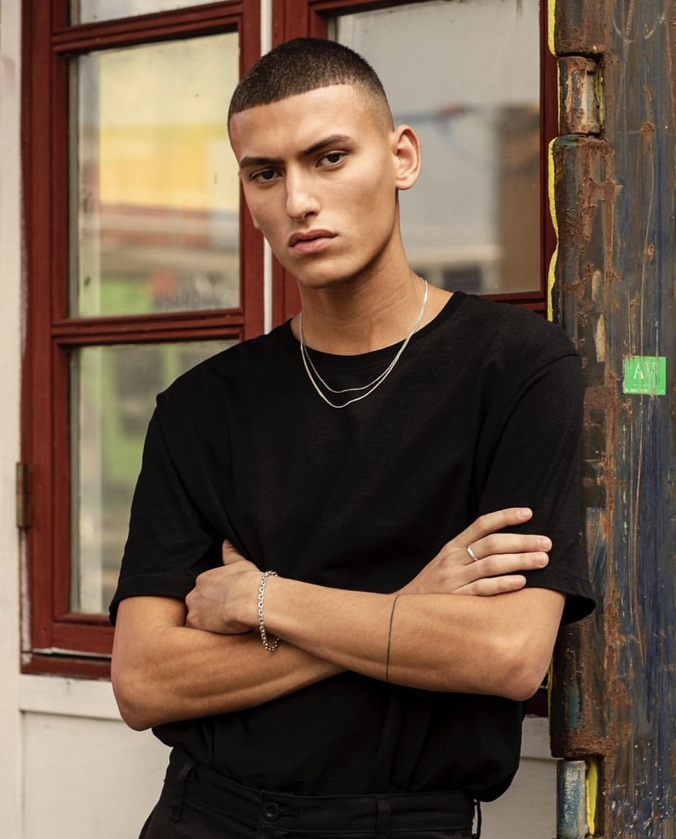 LeManagement_'s tweet photo. Jai Younes @jaiyounes looking handsome in @bareentshirt 🔥 #LMboys #lemanagement #malemodel #jaiyounes https://t.co/cDZXvPsxwm