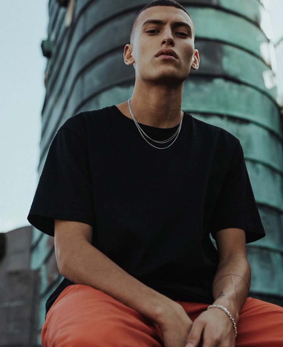 LeManagement_'s tweet photo. Jai Younes @jaiyounes looking handsome in @bareentshirt 🔥 #LMboys #lemanagement #malemodel #jaiyounes https://t.co/cDZXvPsxwm