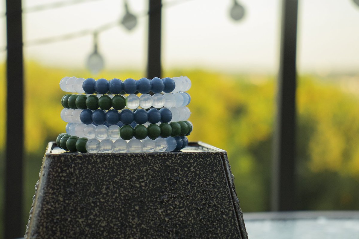 1worldbracelet's tweet photo. Cyber Monday Sale! Get 30% off your One World Bracelet today! Use code CYBER30 at checkout. In today's divisive climate the bracelet reminds us to dial down the hate and throttle up the love because we all share the same world and hating is an absolute waste of our precious time! https://t.co/cdcaBtmgrS