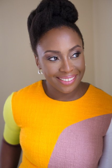4thEstateBooks's tweet photo. 🌟📢 EVENT OF THE YEAR KLAXON 📢🌟
We are SO excited to announce that we have 1 TICKET up for grabs to witness Michelle Obama discuss her memoir #Becoming with our very own Chimamanda Ngozi Adichie at Royal Festival Hall on Mon 3rd December.
ENTER HERE: https://t.co/BjOqLtbDdJ https://t.co/UFJDAY5TCE