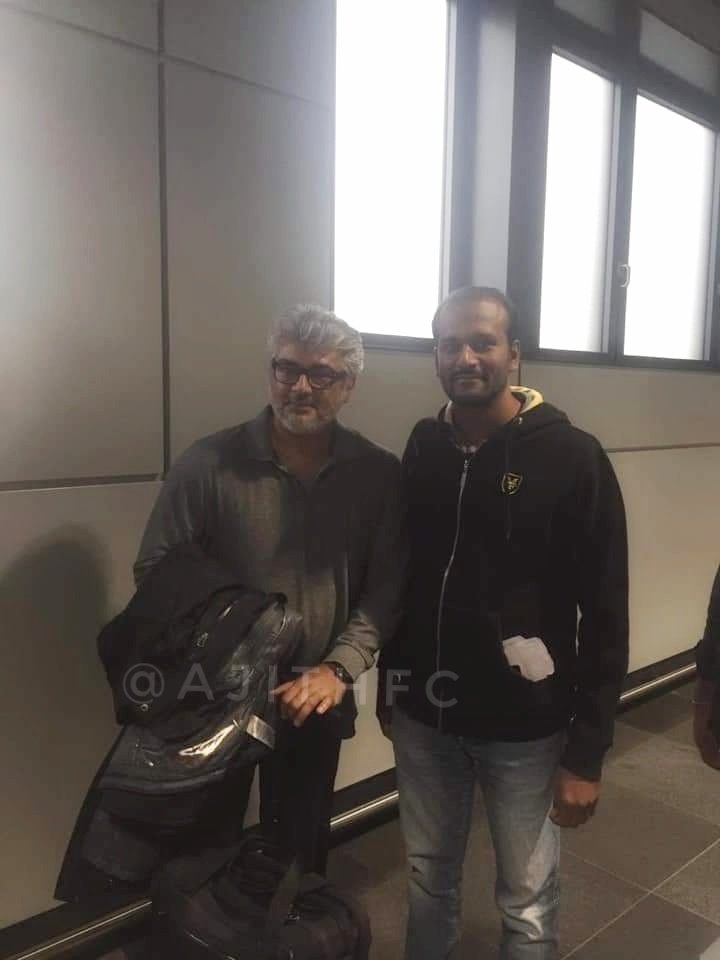 inn_senthil's tweet photo. At Germany ❤

       #_Thala With Fan ❤ https://t.co/w0WJWXQJb5