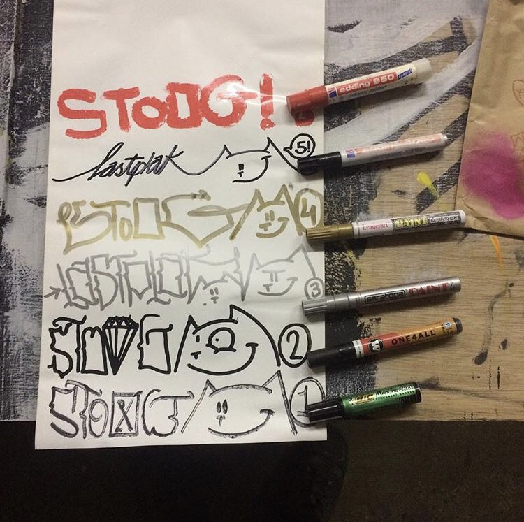 Experiment by Stoog vd Lastplak. Which one do you like best? 
#stickerfun #stickerslap #stooglife