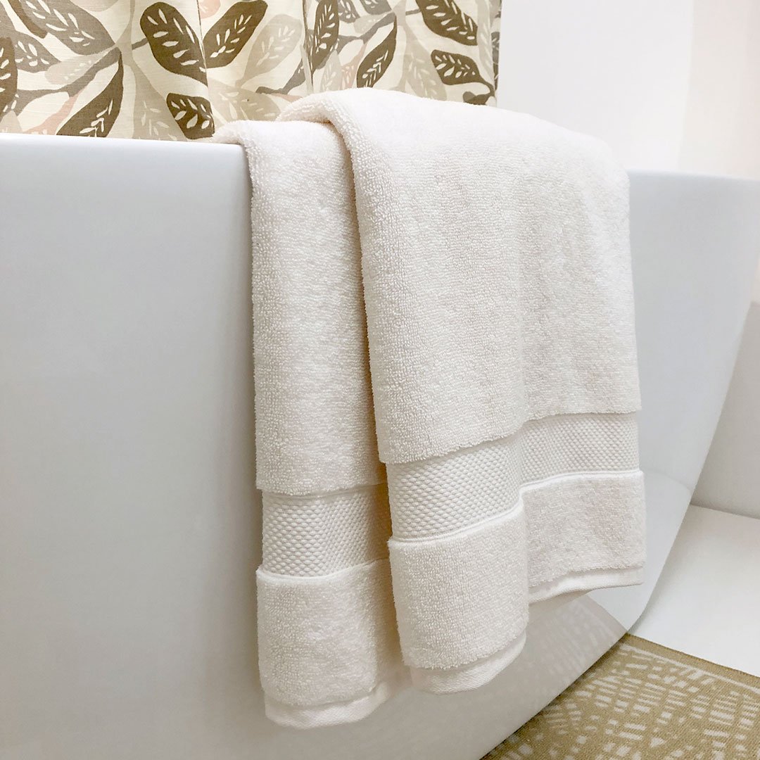 InAWaverlyWorld's tweet image. Soft as snow ❄️ ❄️ ❄️