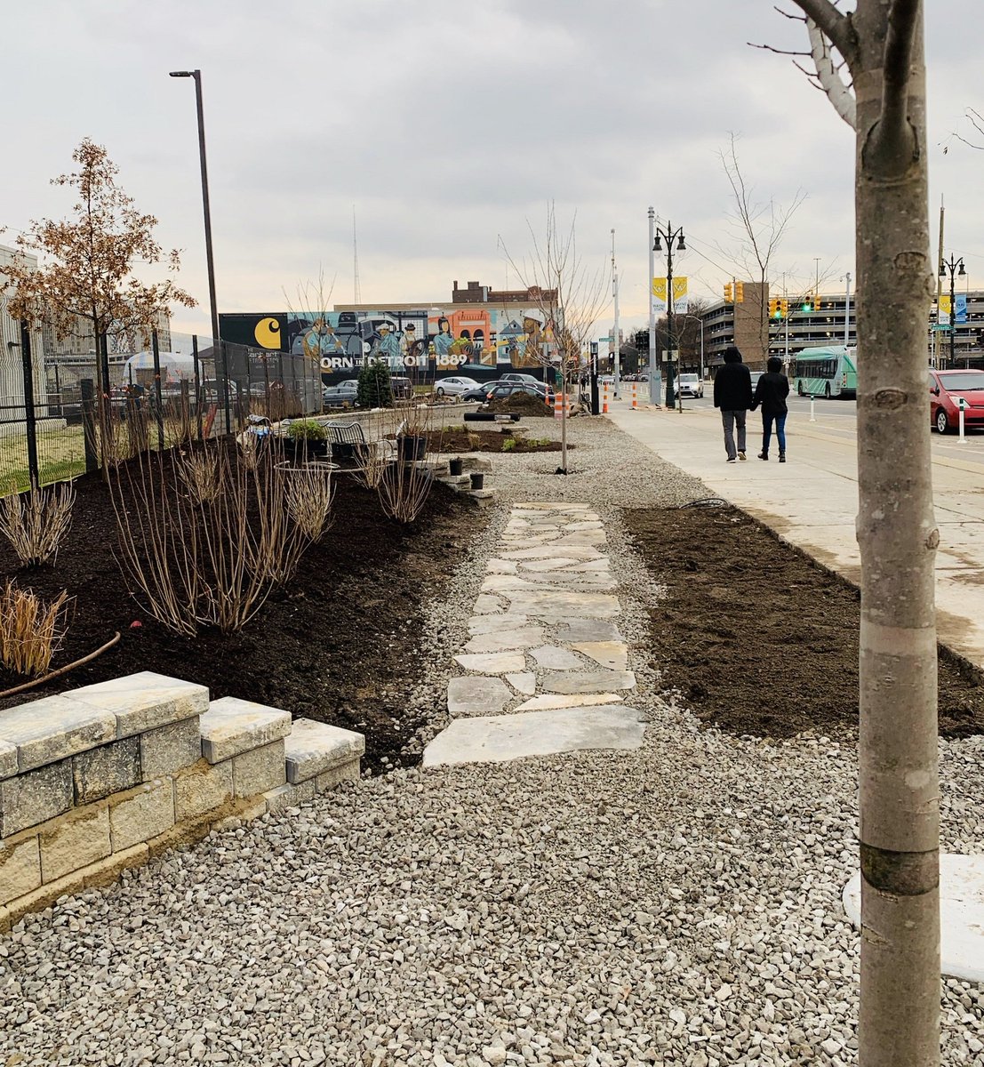 HeritageandComp's tweet photo. More progress is being made at the Wayne State University Data Center! Final pictures will be coming soon!
#waynestateuniversity #detroit #landscaping #TeamHeritage
https://t.co/MYb5G7T148 https://t.co/YC1WJZ1IXz
