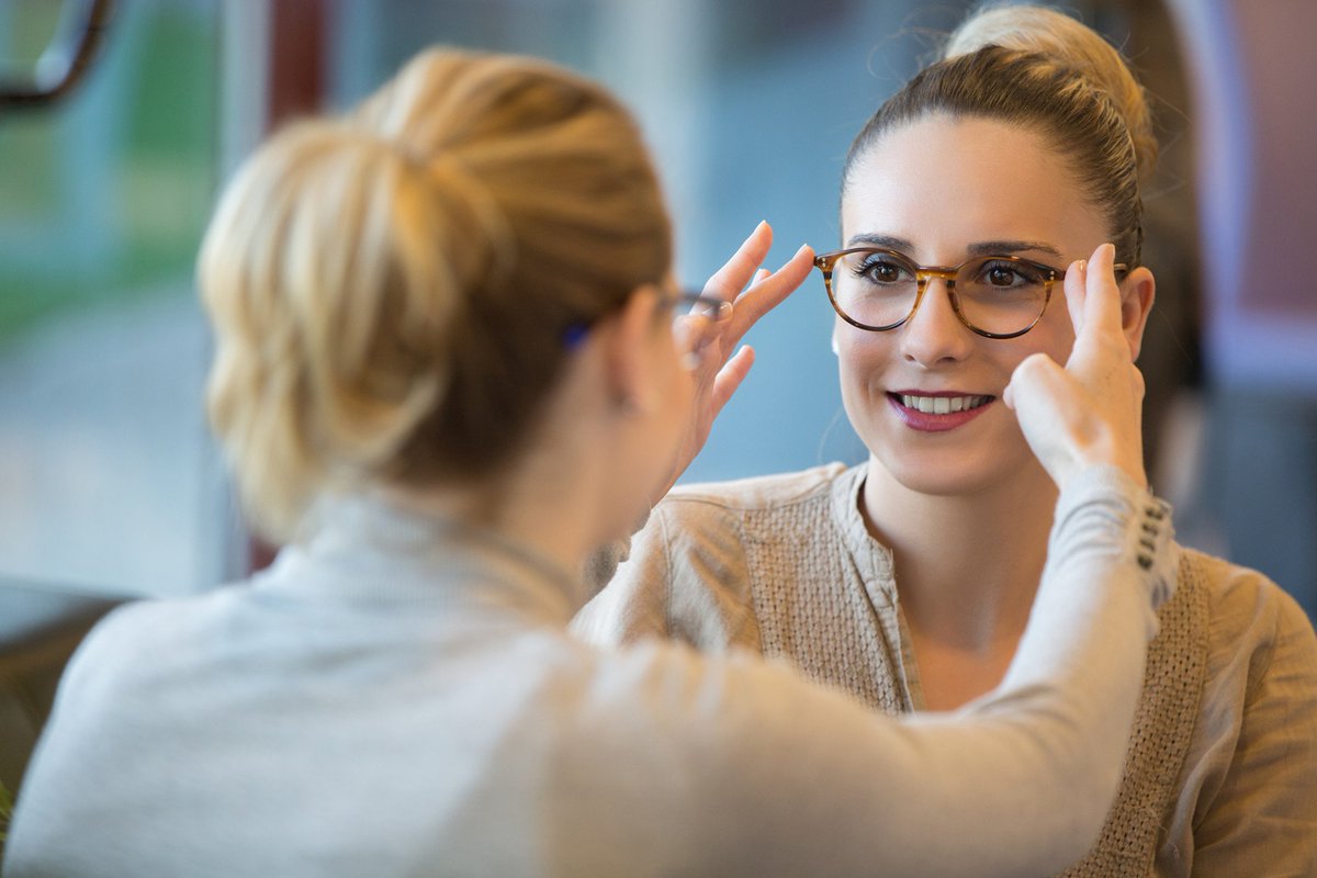 JCPenneyOptical's tweet photo. Need a refresh? Update your prescription and frames at #JCPenneyOptical. See your nearest location! → https://t.co/hQItmlJVZm https://t.co/z60XXBfVdI