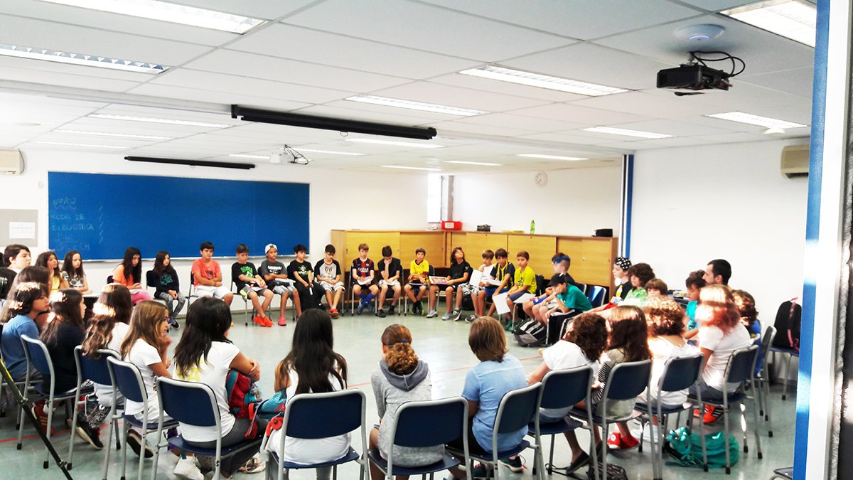 CentroFormacao's tweet photo. O nosso projeto de escola toma como referência o modelo apropriativo, que tem como eixo principal a produção de conhecimento por parte do aluno. O programa Escola sem Partido parte de um princípio inverso.
#noblogdaVILA https://t.co/2grYOuz1ho https://t.co/V6jSmI7GOT