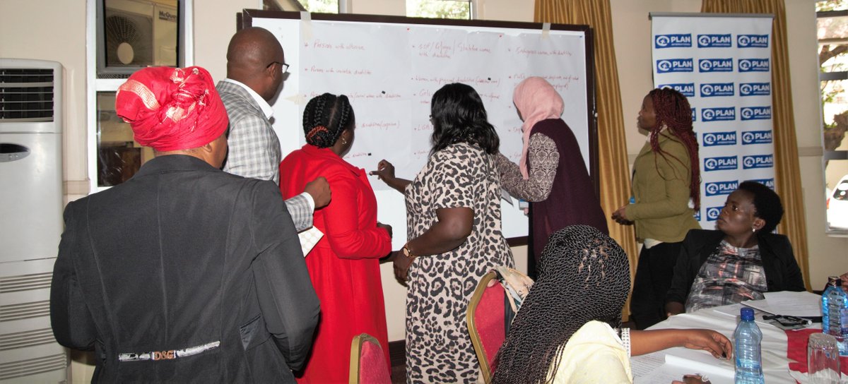 LeonardCheshire's tweet image. Participants at the Innovating Pathways for Employment Inclusion ( #IPEI ) workshop in Kenya are generating #innovative ideas centred around engaging persons with #disabilities into waged #employment as part of #AidConnect #UKaid