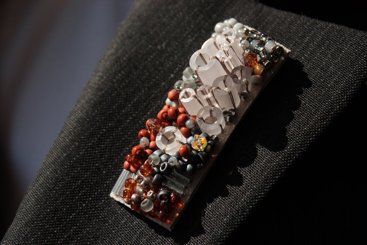 GreyDeerParis's tweet photo. 7 New limited edition #embroidered #lapelpins for Dapper Men
Exclusives #brooches made of Toho glass beads hand embroidered in the purrest #hautecouture tradition (French métiers d'art)
on a base of genuine Alcantara® and a butterfly clasp.
#menfashion #dapper #mengift https://t.co/3emrSAhkxj