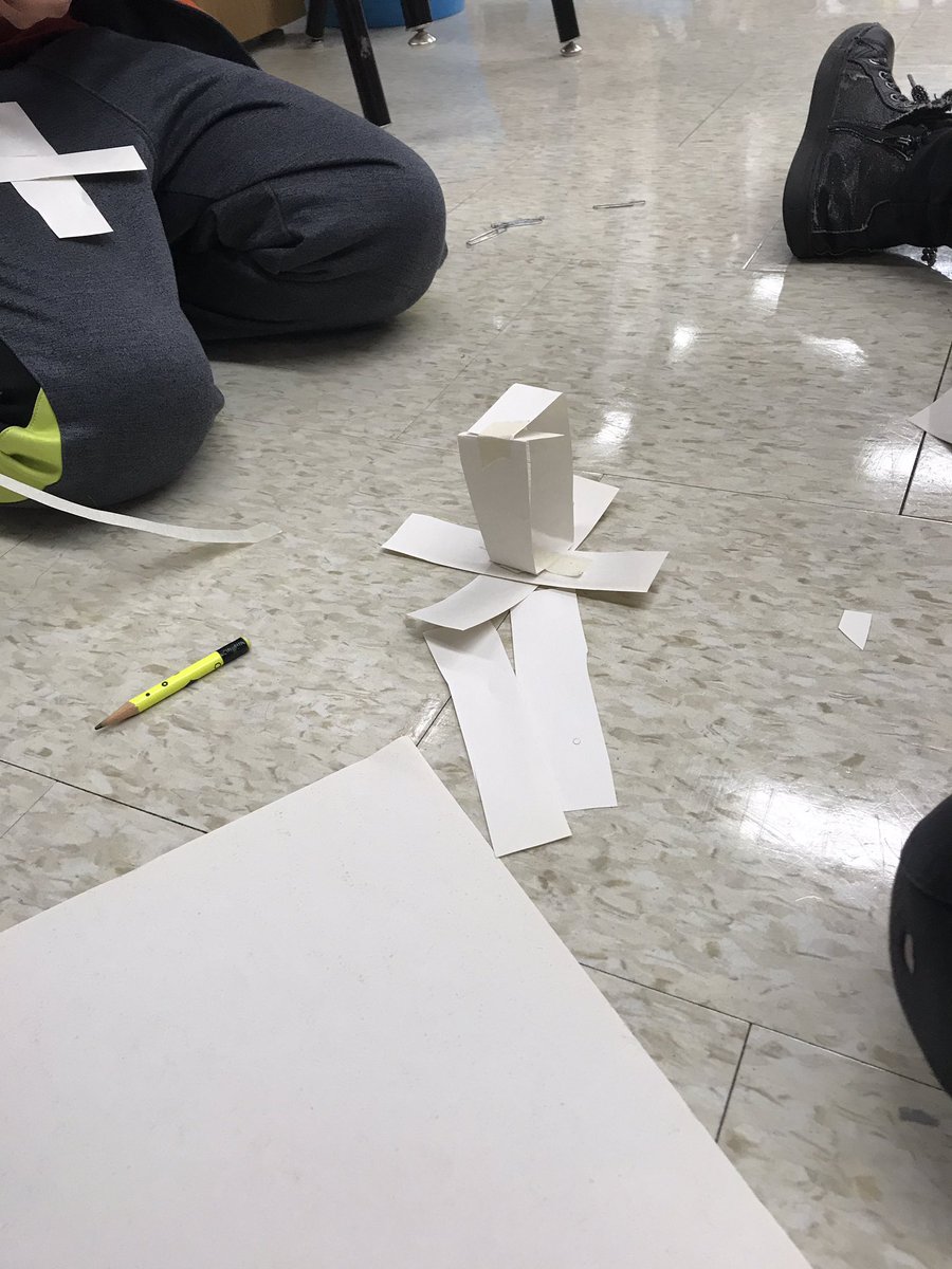 LarkspurLibLC's tweet photo. Two pieces of paper, 4 paper clips, 1 metre of tape... a few interesting designs are emerging to create the tallest free standing tower in Ms. Li’s class. #LarkspurGeniusCart #larkspurmakes @LarkspurPS #designthinking #designinquiry https://t.co/5BzCwPTdm7
