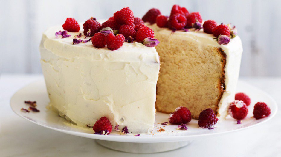 LT_Residences's tweet photo. Happy National Cake Day! #NationalCakeDay #CelebrateWithASlice #WhatsYourFavoriteFlavor? https://t.co/EoaqredwUY