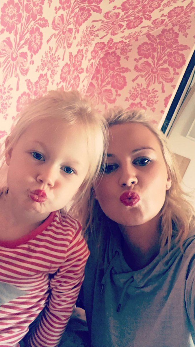 nisbet_moira's tweet image. A day off well spent with mini me..... unicorn poo, dancing around the living room and matching red mac lipstick..... Sometimes you need to do these things just to appreciate exactly what you have and where you are going in life..... #changesahead #newyearnewrules