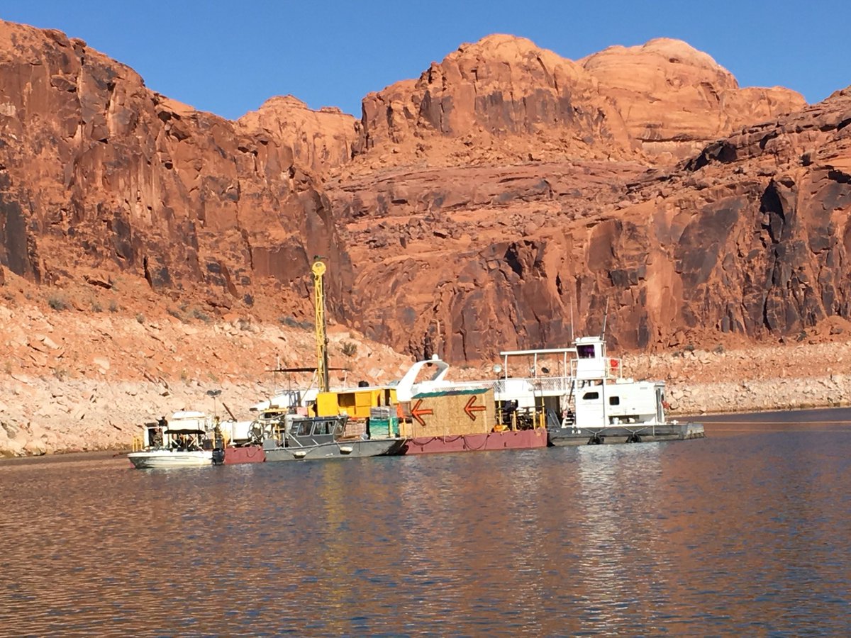 USGS_UT's tweet photo. AP article in The Spectrum, “Utah, US to Launch study on mining pollution in Lake Powell. https://t.co/t7Z8Kqn1e3 Cores have been collected in San Juan arm and are now being collected in CO arm. #LakePowell #LakeCoring #DOSECC https://t.co/GwdYlNsUL6