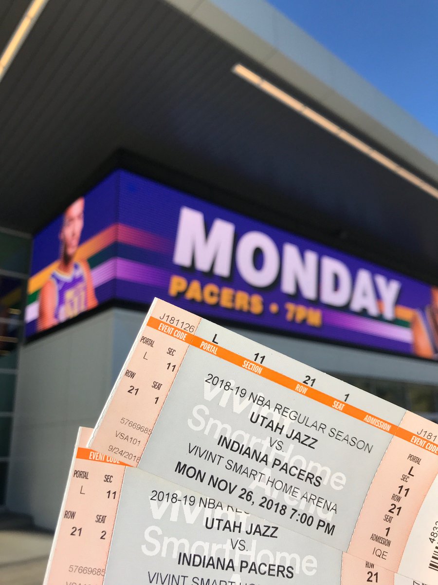deltacenter's tweet photo. FLASH GIVEAWAY: Win 2 tickets to tonight's @utahjazz game and $40 for dinner at @MaxwellsSLC in the arena.
To enter:
1⃣Follow @vivintarena 
2⃣RT
3⃣Tag a friend
*Winner will be DM'd by 3pm https://t.co/VN446T2v2D