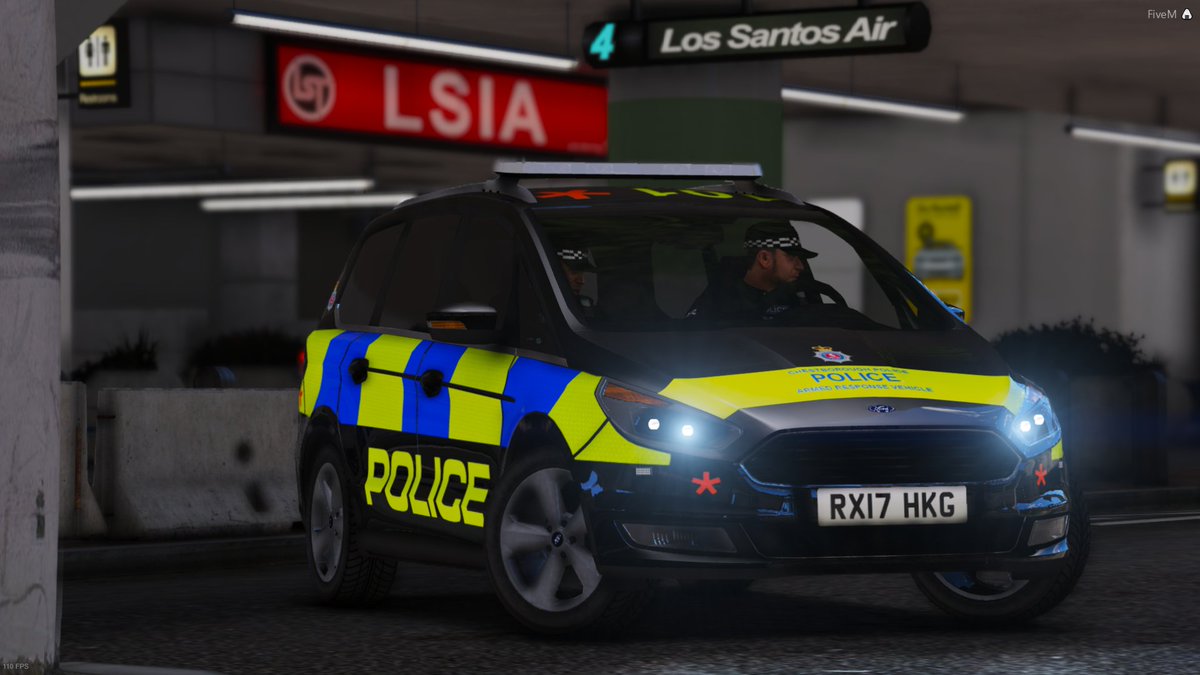ChestboroughSFT's tweet photo. Couple of armed officers patrolling Chestborough Airport keeping everyone safe @ChestboroughRP @Aviator113 https://t.co/kxuqufAins