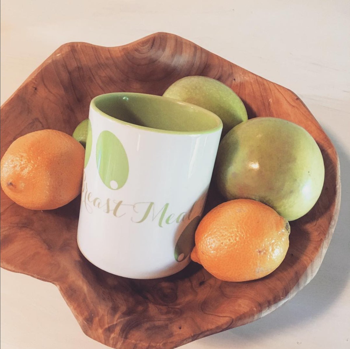 rosemkelly's tweet photo. I've got great #CyberMondayDeals in my little shop. https://t.co/L0klAKUg1z #smallshop #pbloggers #momlife #parenthood #mugs #cupatea #teatime https://t.co/FkqiFW49Kq